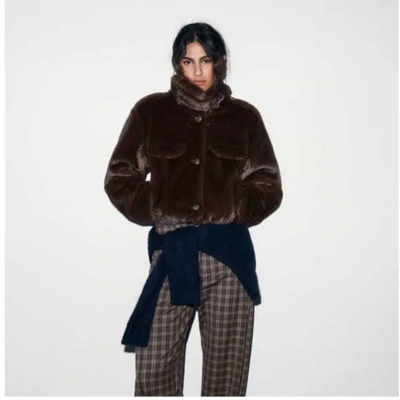 NWT Zara Cropped Faux Fur Jacket in Dark Brown - Picture 2 of 11